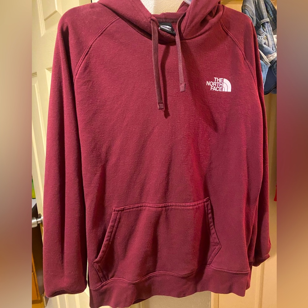GUC woman’s maroons northface hoodie